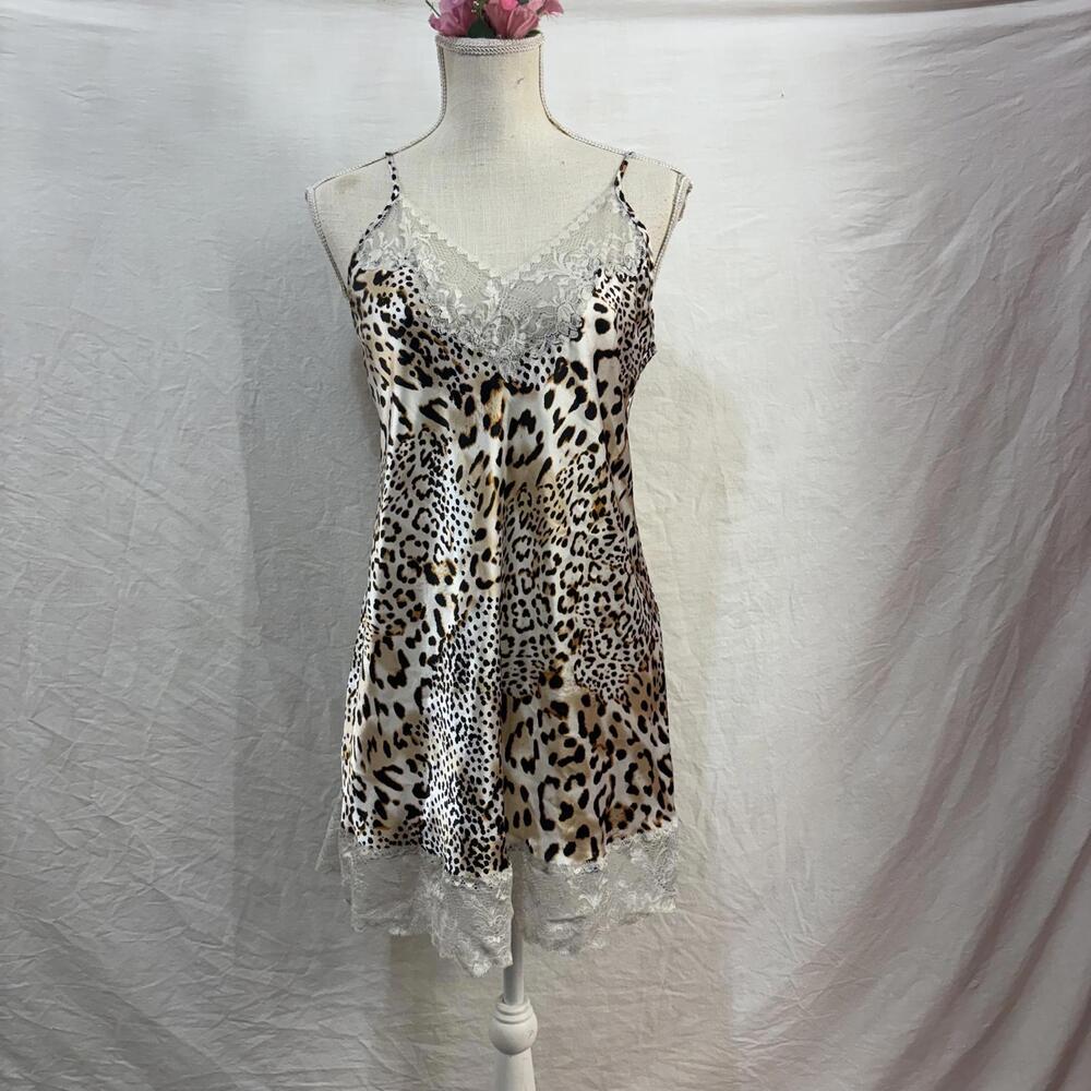 Leopard print & lace satin lingerie gown sz small